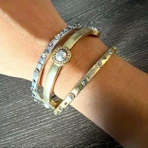 Chico’s bracelet elastic gold & Silver colors New with tag